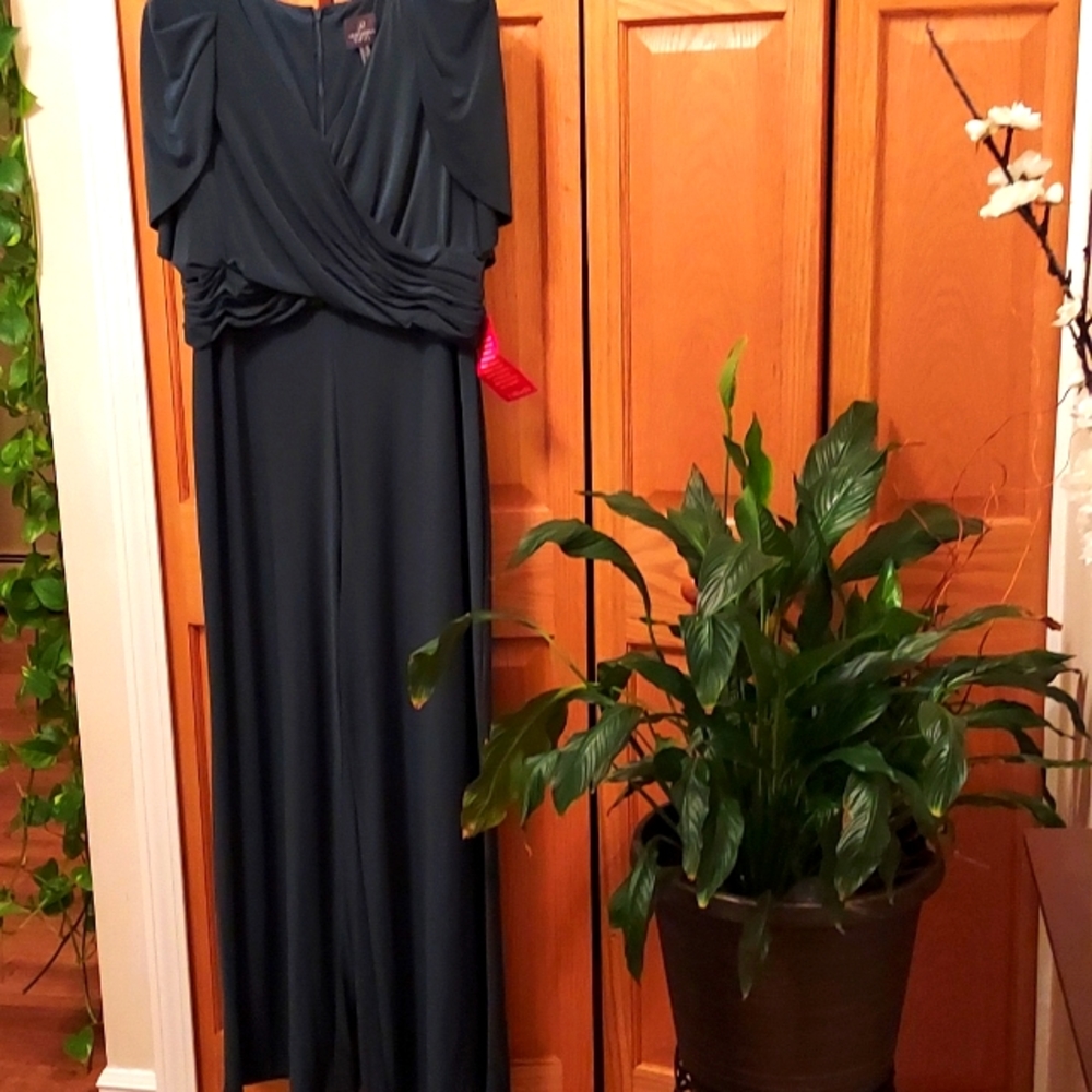 ADRIANNA PAPELL Jumpsuit - Picture 2 of 15